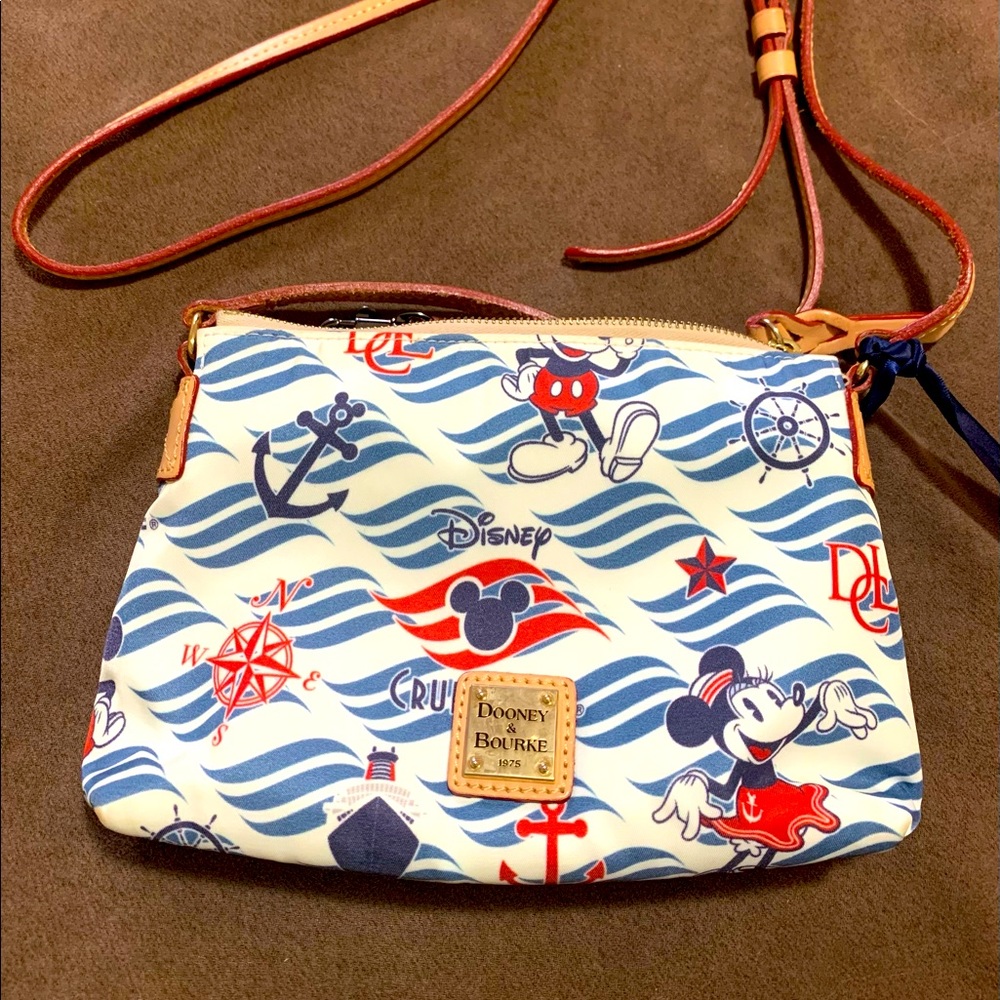 On hold - DooNey and Bourke crossbody